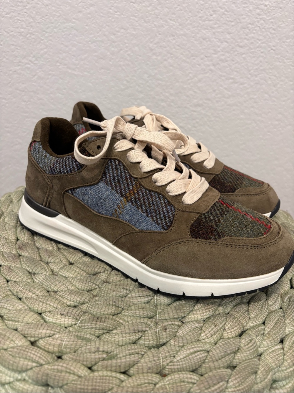 NEW Harris Tweed Islander Rosie Chestnut Blue Tartan Plaid Retro Lace Up Sneaker - Picture 4 of 12